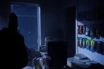 movie_title