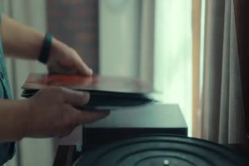 movie_title